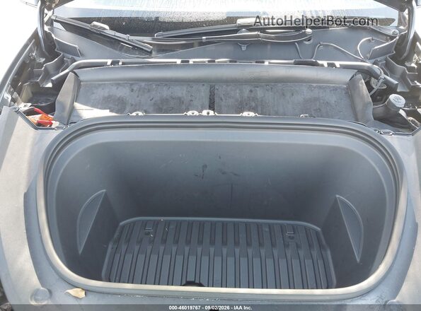 7SAYGDED6RF077264 2024 TESLA MODEL Y Gray Հետևի տեսք