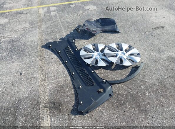7SAYGDED6RF077264 2024 TESLA MODEL Y Gray Առջևի վահանակի տեսք