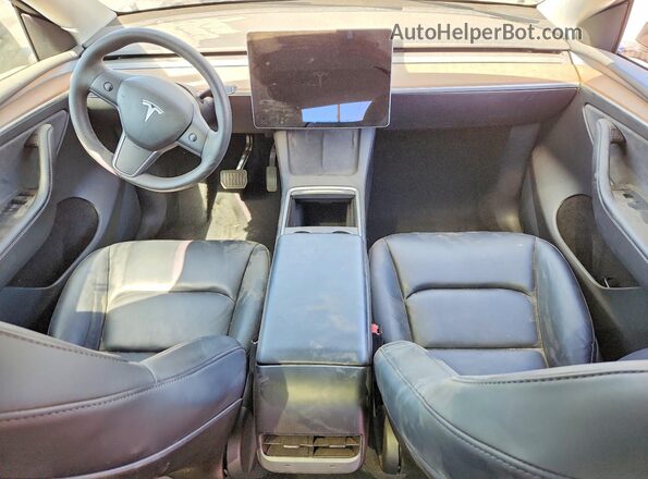 7SAYGDED6RF117052 2024 TESLA MODEL Угольный Вид панели приборов