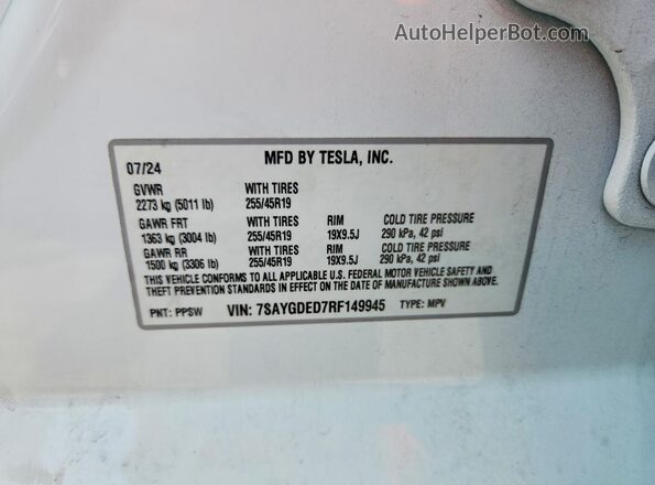 7SAYGDED7RF149945 2024 TESLA MODEL White Vista interior de 360 grados