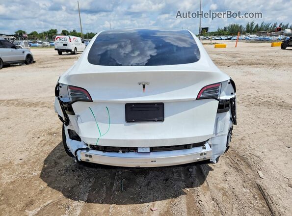7SAYGDED7RF149945 2024 TESLA MODEL White Vista trasera