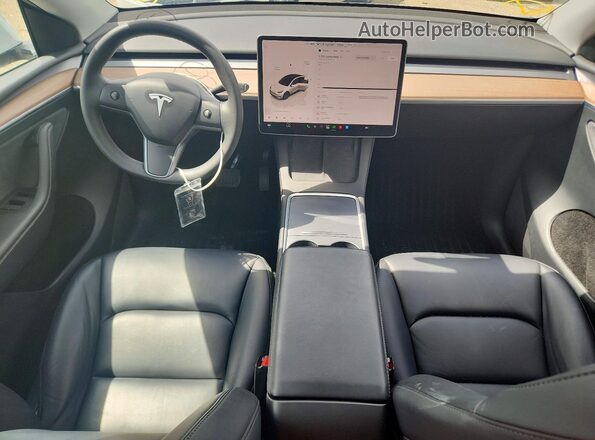 7SAYGDED7RF149945 2024 TESLA MODEL White Vista del salpicadero