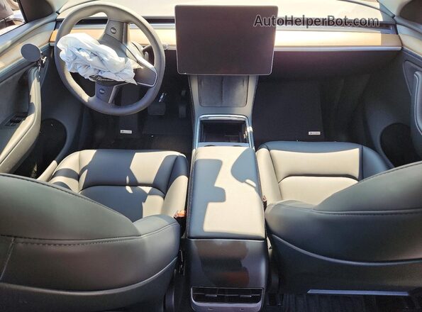 7SAYGDED7SA350439 2025 TESLA MODEL Черный Вид панели приборов