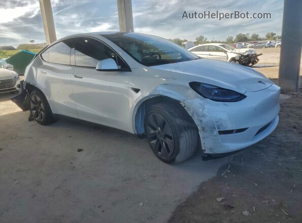 7SAYGDED7SF216131 2025 TESLA MODEL White Przód prawy