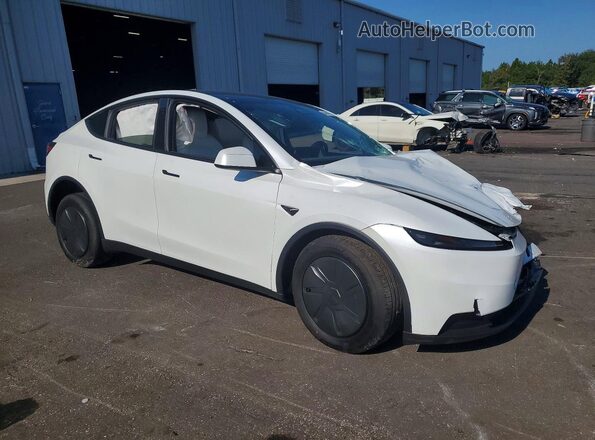 7SAYGDED7TA724596 2026 TESLA MODEL Белый Передняя правая четверть