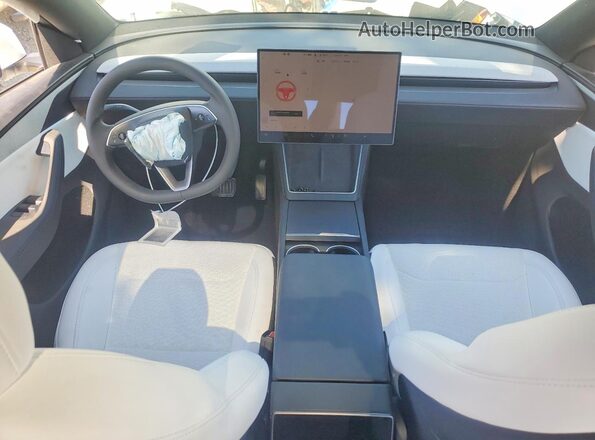 7SAYGDED8TF670101 2026 TESLA MODEL White წინა პანელის ხედი