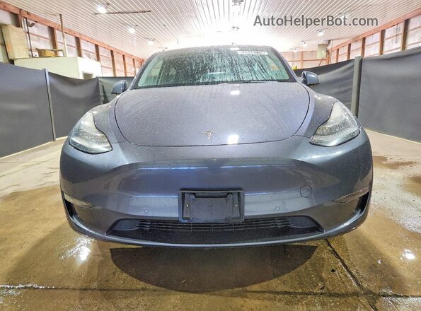 7SAYGDEE0NF386103 2022 TESLA MODEL Серый Вид спереди