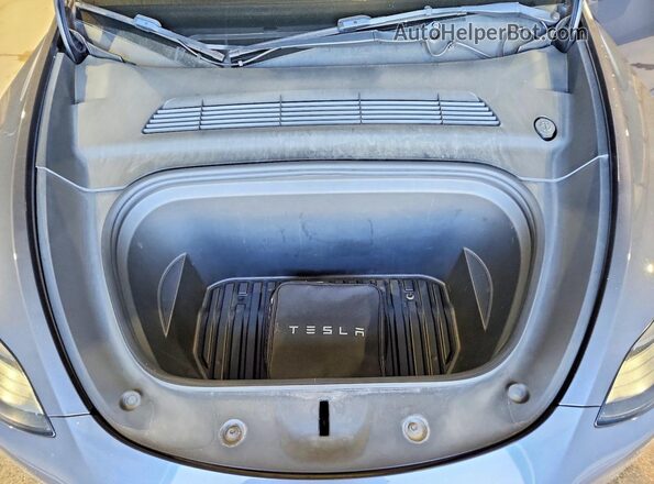7SAYGDEE0NF386103 2022 TESLA MODEL Серый Вид подкапотного пространства