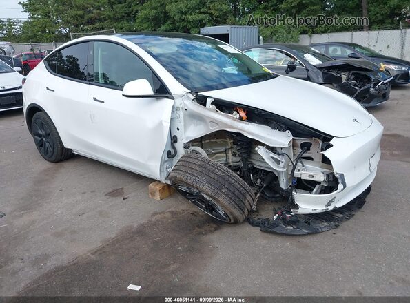 7SAYGDEE0RF152663 2024 TESLA MODEL Y Белый Вид спереди