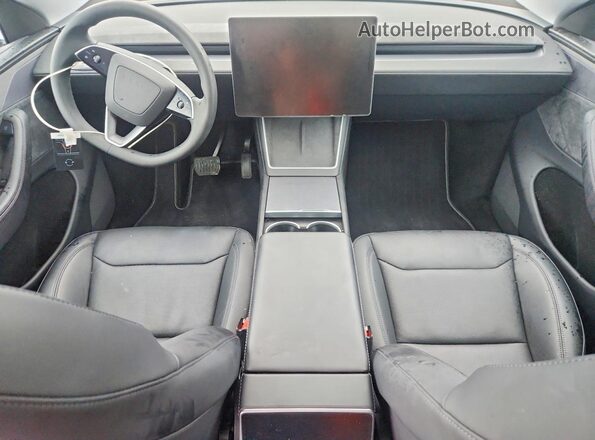 7SAYGDEE0TA378562 2026 TESLA MODEL Gray Vista del salpicadero