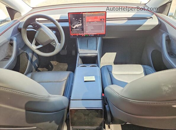 7SAYGDEE0TA448500 2026 TESLA MODEL White Вид панелі приладів