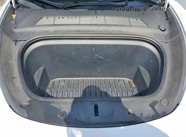 7SAYGDEE1NF307103 2022 TESLA MODEL Белый Вид подкапотного пространства