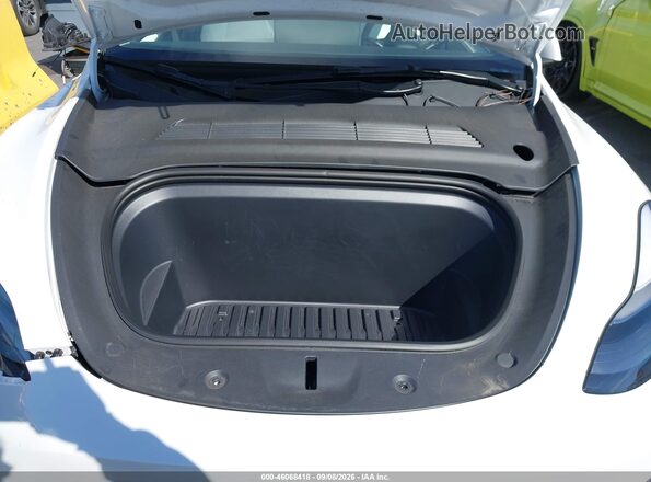 7SAYGDEE1PF751648 2023 TESLA MODEL Y White Հետևի տեսք
