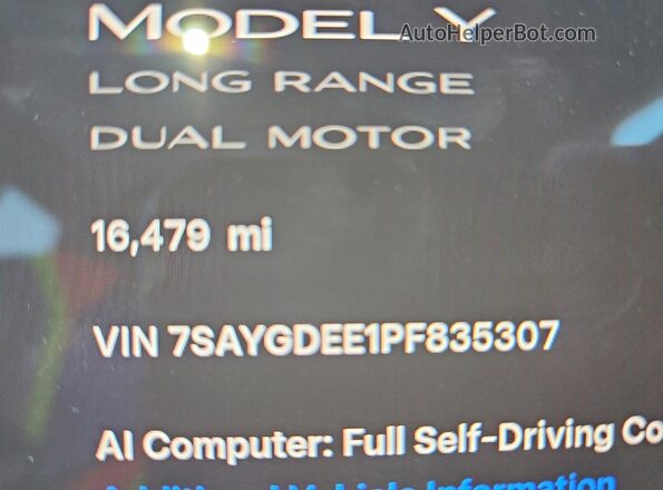 7SAYGDEE1PF835307 2023 TESLA MODEL Blue Instrument cluster view