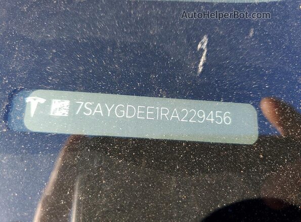 7SAYGDEE1RA229456 2024 TESLA MODEL Black Vista del compartimento del motor