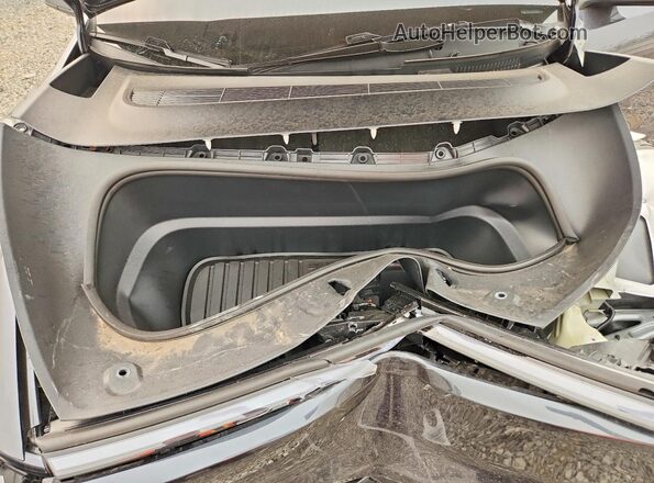 7SAYGDEE1TF532070 2026 TESLA MODEL Gray ძრავის განყოფილების ხედი