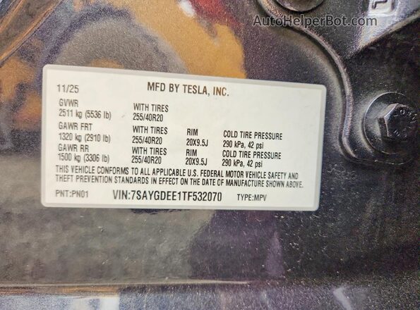 7SAYGDEE1TF532070 2026 TESLA MODEL Gray VIN კოდის სტიკერის ხედი