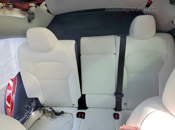 7SAYGDEE1TF570205 2026 TESLA MODEL Burgundy Հետևի նստատեղերի տեսք