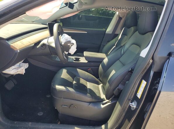 7SAYGDEE2RA243575 2024 TESLA MODEL Угольный Вид салона спереди