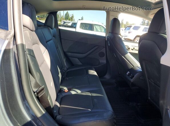 7SAYGDEE3NF459061 2022 TESLA MODEL Gray Rear seats view