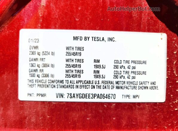 7SAYGDEE3PA064670 2023 TESLA MODEL Red VIN կոդի պիտակի տեսք