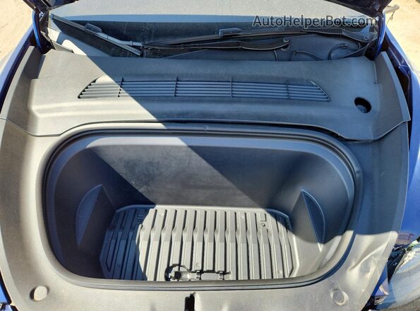 7SAYGDEE3RF068448 2024 TESLA MODEL Синий Вид подкапотного пространства