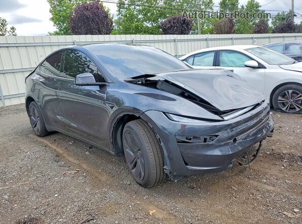 7SAYGDEE3TF446596 2026 TESLA MODEL Gray Delantero derecho
