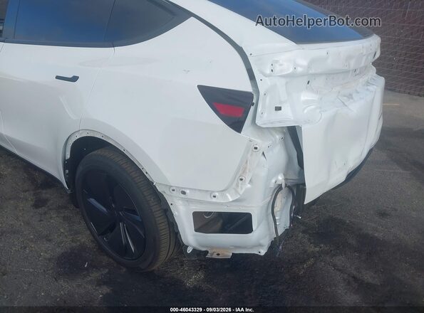 7SAYGDEE3TF568729 2026 TESLA MODEL Y White 