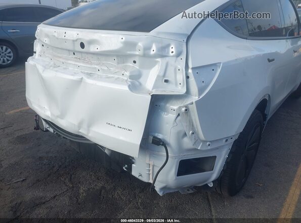 7SAYGDEE3TF568729 2026 TESLA MODEL Y White 