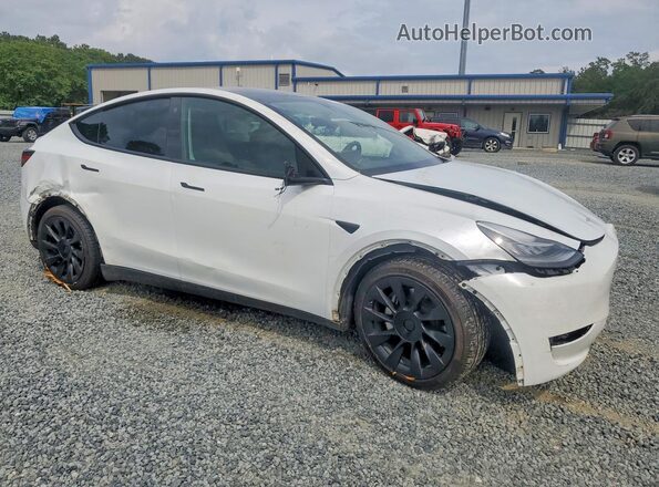 7SAYGDEE4PA059185 2023 TESLA MODEL Белый Передняя правая четверть