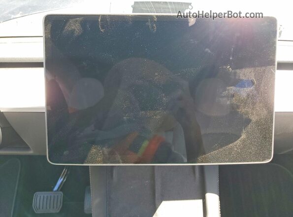 7SAYGDEE4PF591541 2023 TESLA MODEL Gray ხელსაწყოთა პანელის ხედი