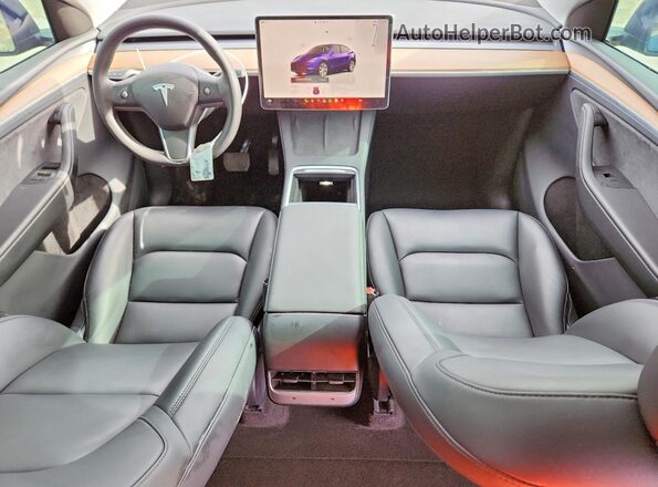 7SAYGDEE4RA283348 2024 TESLA MODEL Blue წინა პანელის ხედი