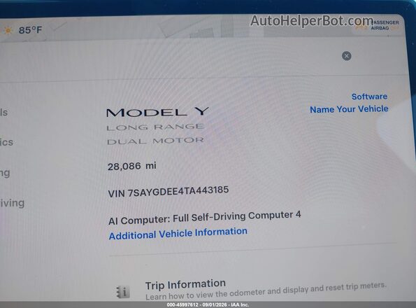7SAYGDEE4TA443185 2026 TESLA MODEL Y Pewter Widok tylnych siedzeń