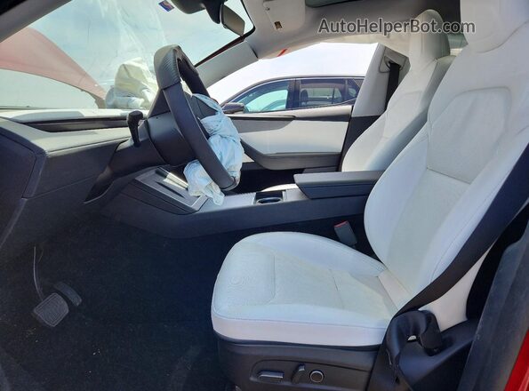 7SAYGDEE4TF342540 2026 TESLA MODEL Red Вид салону спереду