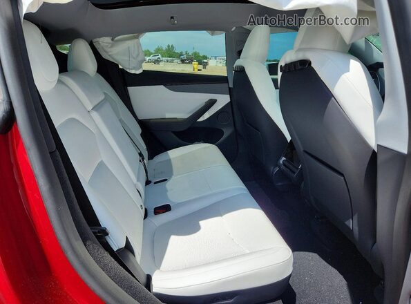7SAYGDEE4TF342540 2026 TESLA MODEL Red Вид задніх сидінь
