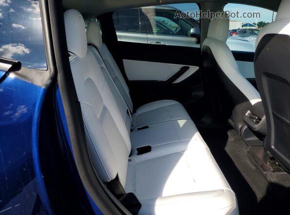 7SAYGDEE5NF419001 2022 TESLA MODEL Blue Rear seats view