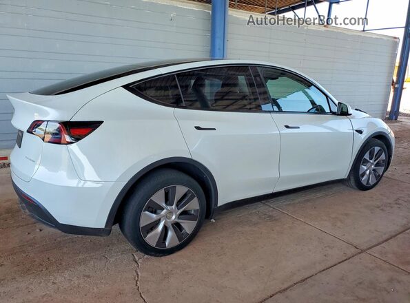 7SAYGDEE5RA218377 2024 TESLA MODEL White Trasero derecho
