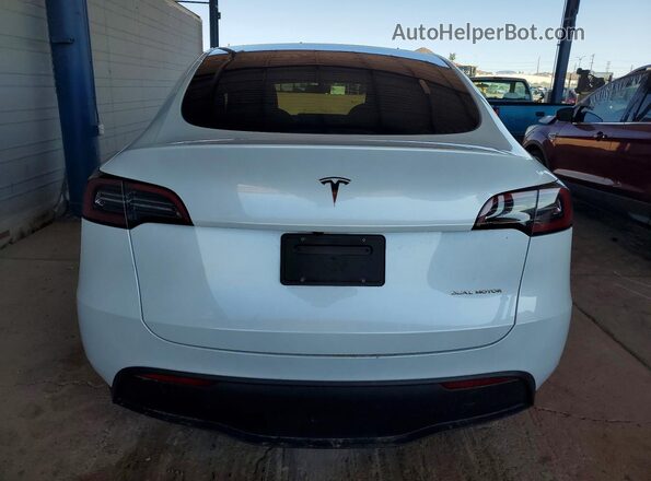 7SAYGDEE5RA218377 2024 TESLA MODEL White Vista trasera