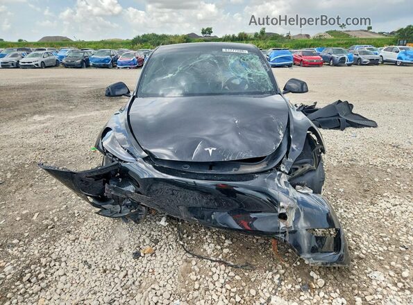 7SAYGDEE5SA337858 2025 TESLA MODEL Black წინა ხედი