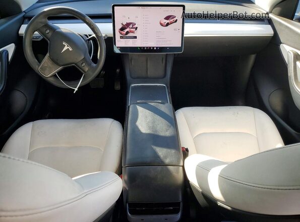 7SAYGDEE6NF360878 2022 TESLA MODEL Серый Вид панели приборов