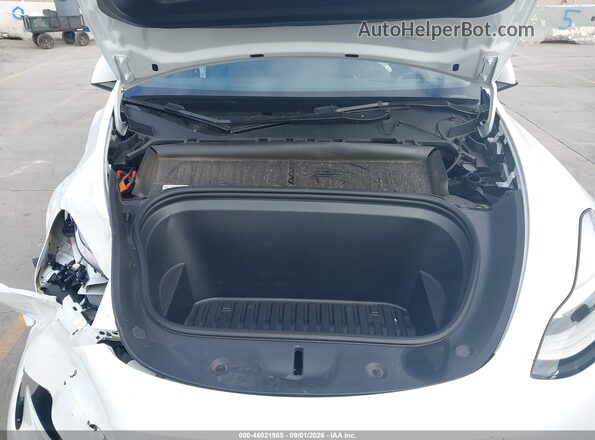 7SAYGDEE6PF597583 2023 TESLA MODEL Y White Հետևի տեսք