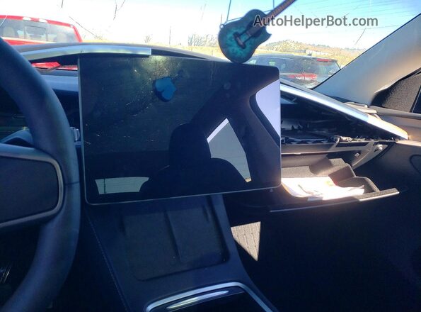 7SAYGDEE6RA236743 2024 TESLA MODEL Charcoal Vista del cuadro de instrumentos