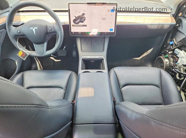 7SAYGDEE6RF006784 2024 TESLA MODEL Charcoal Առջևի վահանակի տեսք