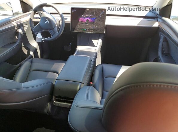 7SAYGDEE6RF197025 2024 TESLA MODEL White Առջևի վահանակի տեսք