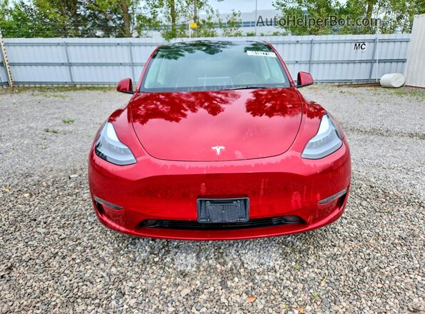 7SAYGDEE6SF225072 2025 TESLA MODEL Красный Вид спереди