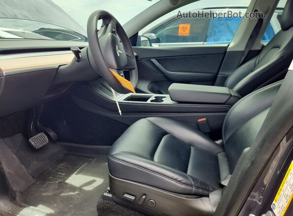 7SAYGDEE7NF321359 2022 TESLA MODEL Gray წინა სალონის ხედი