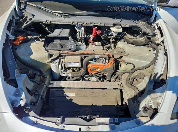 7SAYGDEE7PA118620 2023 TESLA MODEL Белый Вид задней части салона