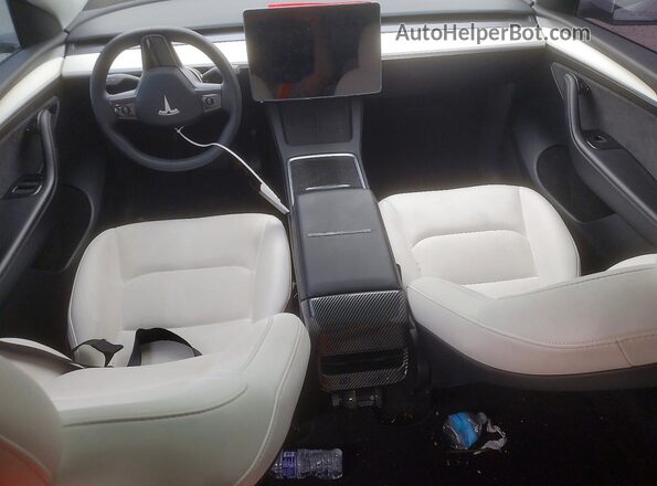 7SAYGDEE7PF620207 2023 TESLA MODEL Белый Вид панели приборов