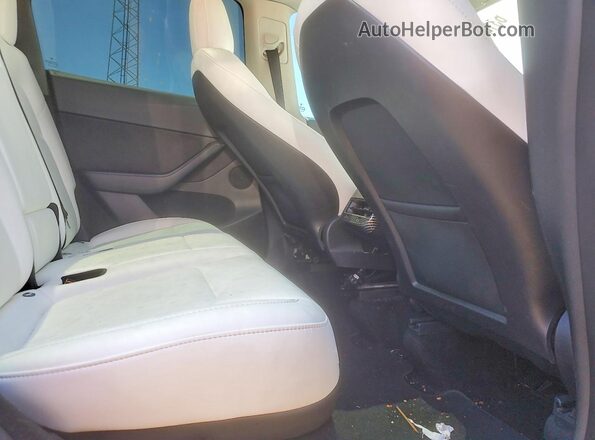 7SAYGDEE7PF620207 2023 TESLA MODEL Белый Вид задних сидений