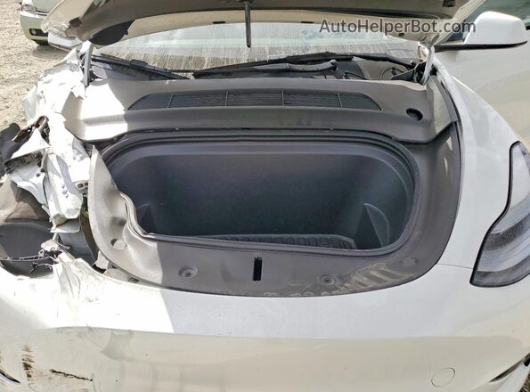 7SAYGDEE7PF691830 2023 TESLA MODEL Белый Вид подкапотного пространства